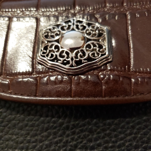 Elka Handbags, Inc. Small Crossbody Handbag Purse - Picture 2 of 4